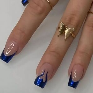 24pcs Medium Square Shape Navy Blue/Flame Heart Press on Nails Kit